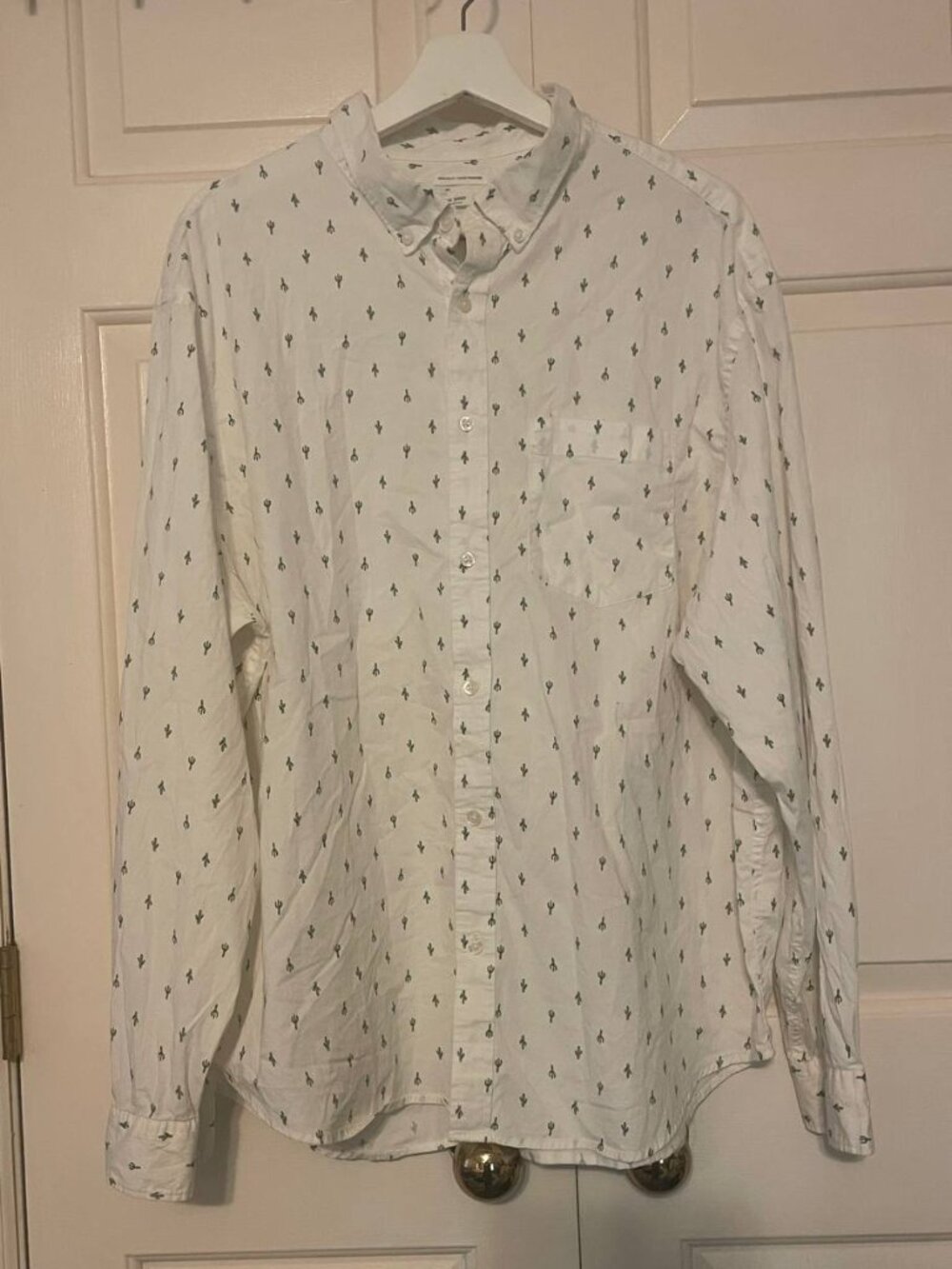 Desert Vibes! Old Navy Men's Cactus Print Button-Down Shirt - Perfect Coastal
